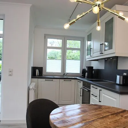 Terrasse, Gratis Nutzung Vom Ahoi Erlebnisbad Und Sauna In Sellin - Meeresblick 78 Apartment Goehren (Ruegen)