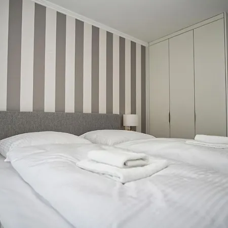 Terrasse, Gratis Nutzung Vom Ahoi Erlebnisbad Und Sauna In Sellin - Meeresblick 78